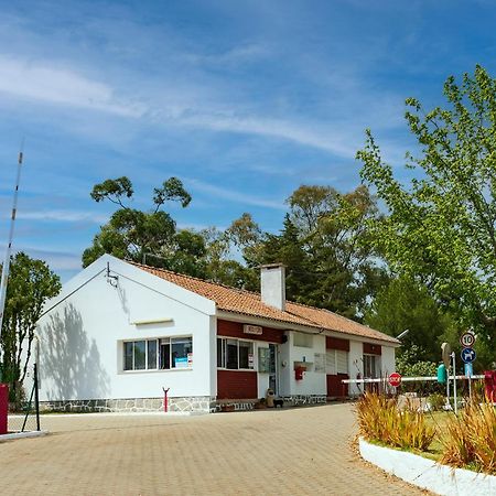 Parque De Campismo Orbitur Evora Ξενοδοχείο Εξωτερικό φωτογραφία
