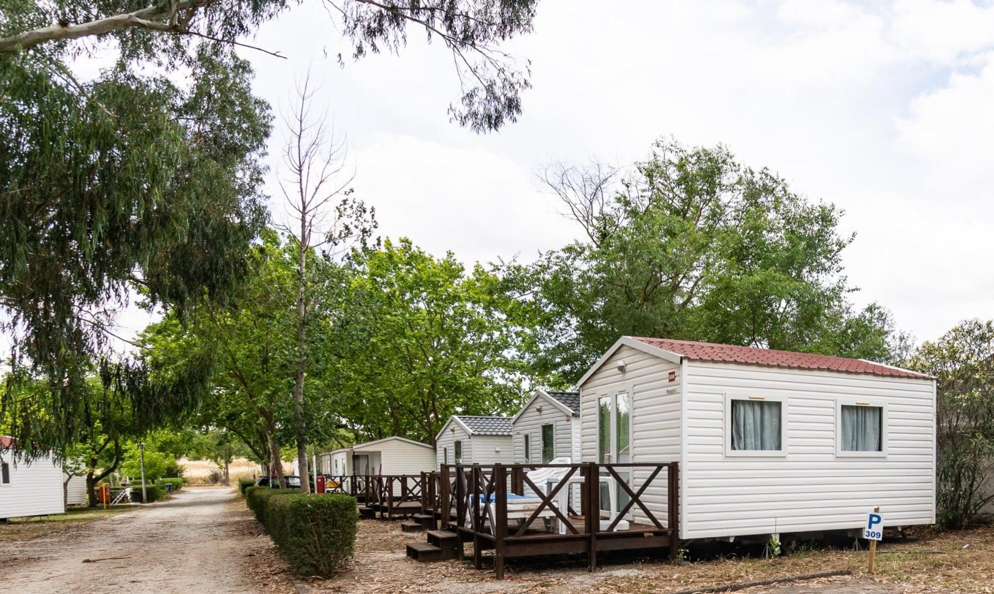Parque De Campismo Orbitur Evora Ξενοδοχείο Εξωτερικό φωτογραφία